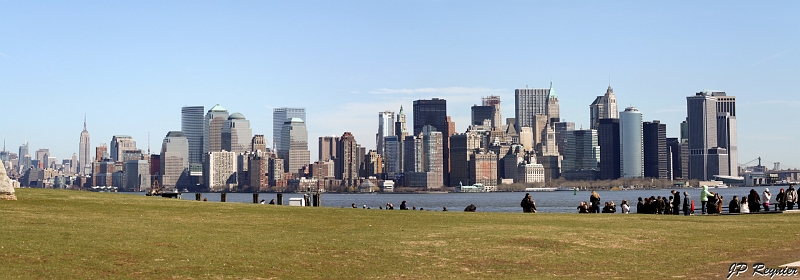 Manhattan_StatueLiberte_1_LR.jpg