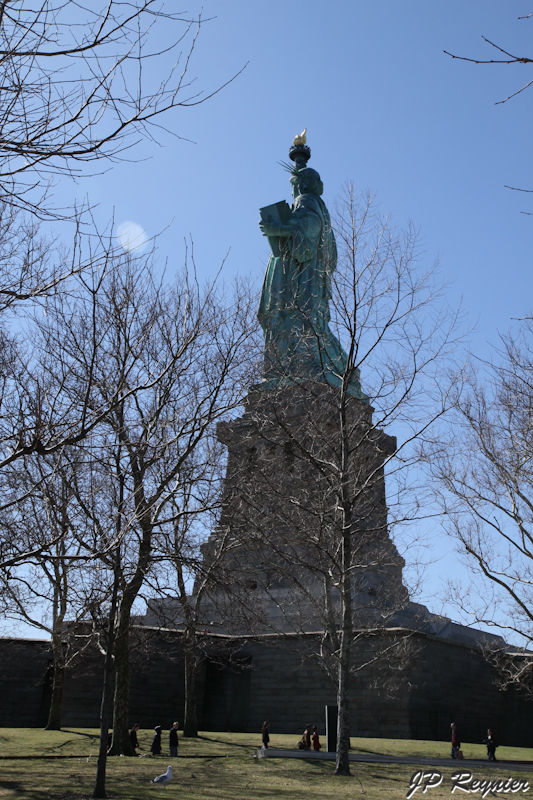 100316_NYC_1325_LR.jpg